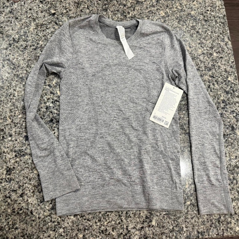 Lululemon Swiftly Relaxed Long Sleeve
